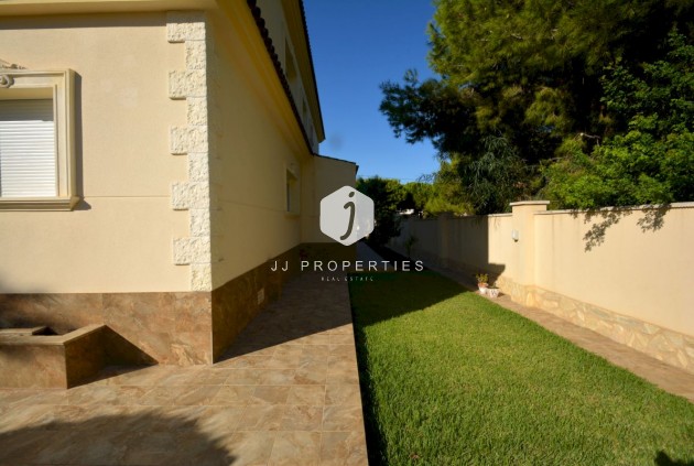 Tweedehands - Villa -
Orihuela Costa - Costa Blanca