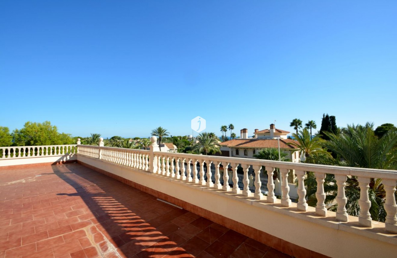 Tweedehands - Villa -
Orihuela Costa - Costa Blanca