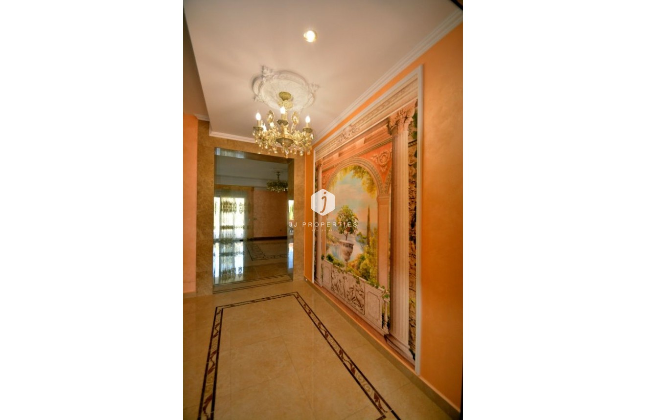 Tweedehands - Villa -
Orihuela Costa - Costa Blanca