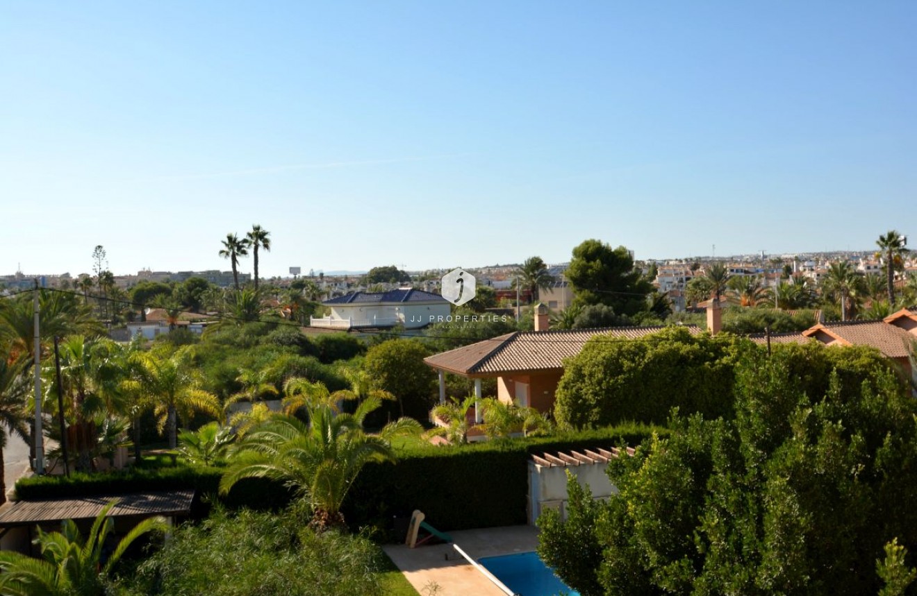 Tweedehands - Villa -
Orihuela Costa - Costa Blanca