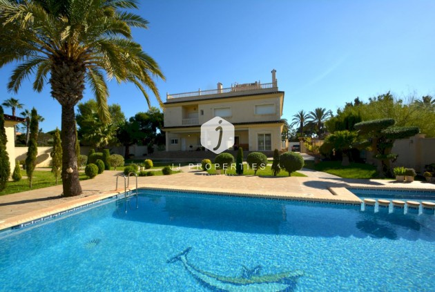 Tweedehands - Villa -
Orihuela Costa - Costa Blanca