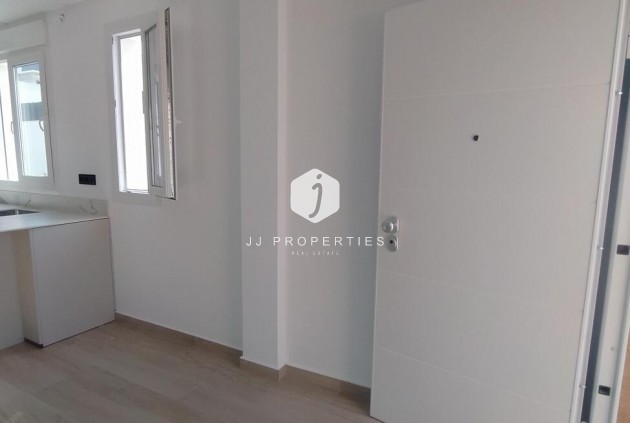 Tweedehands - Villa Penthouse -
Torrevieja - aguas nuevas