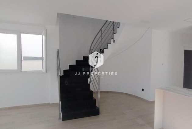 Tweedehands - Villa Penthouse -
Torrevieja - aguas nuevas