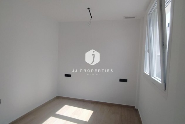 Tweedehands - Villa Penthouse -
Torrevieja - aguas nuevas