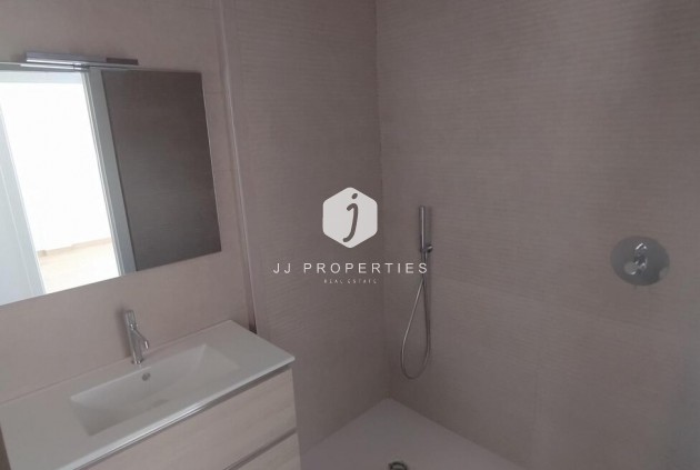 Tweedehands - Villa Penthouse -
Torrevieja - aguas nuevas