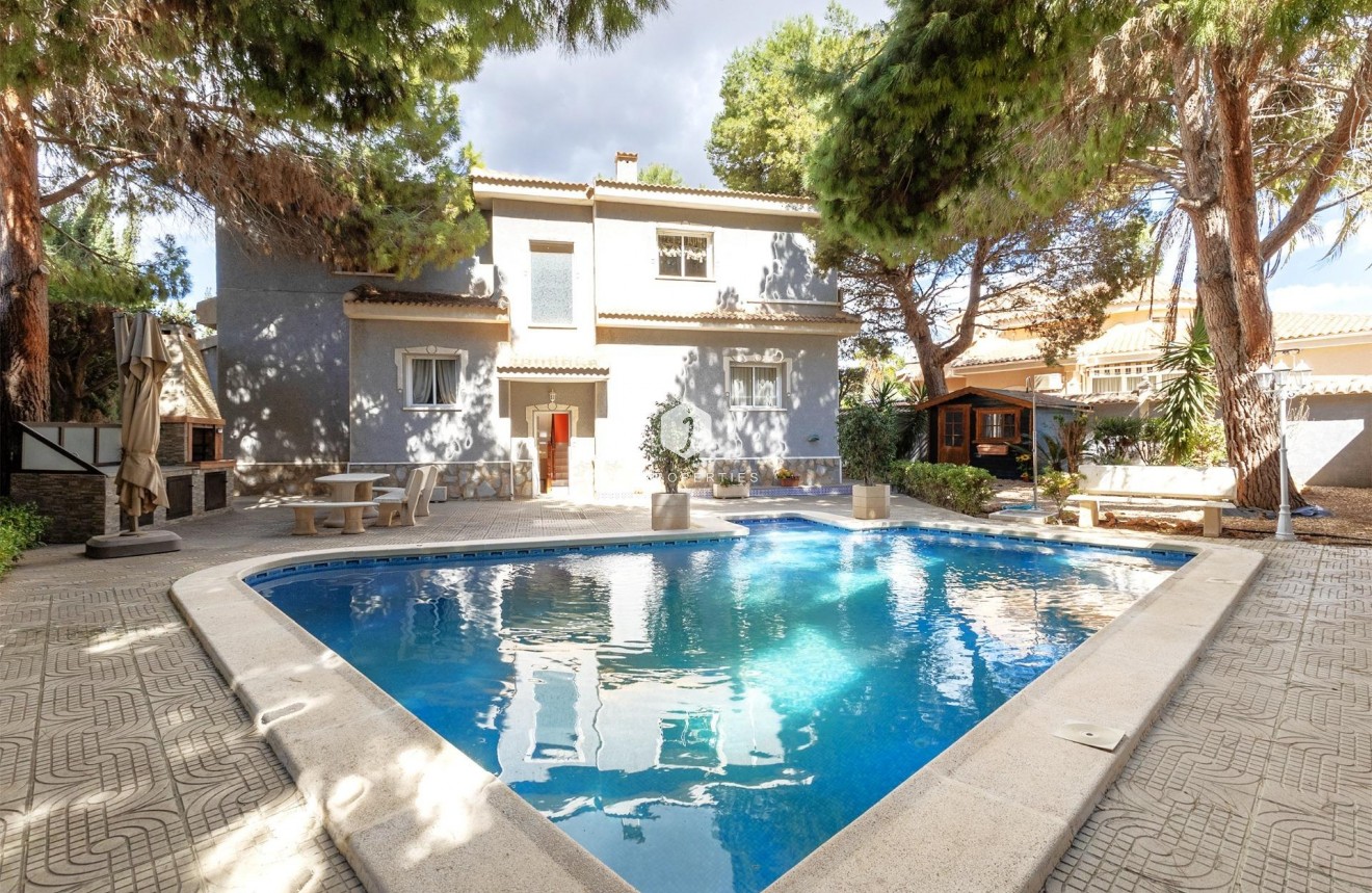 Resale - Villa -
Ciudad Quesada - Ciudad Quesada - Doña Pepa