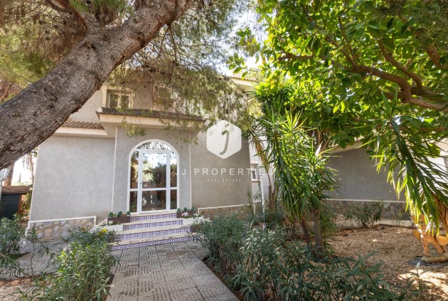 Resale - Villa -
Ciudad Quesada - Ciudad Quesada - Doña Pepa