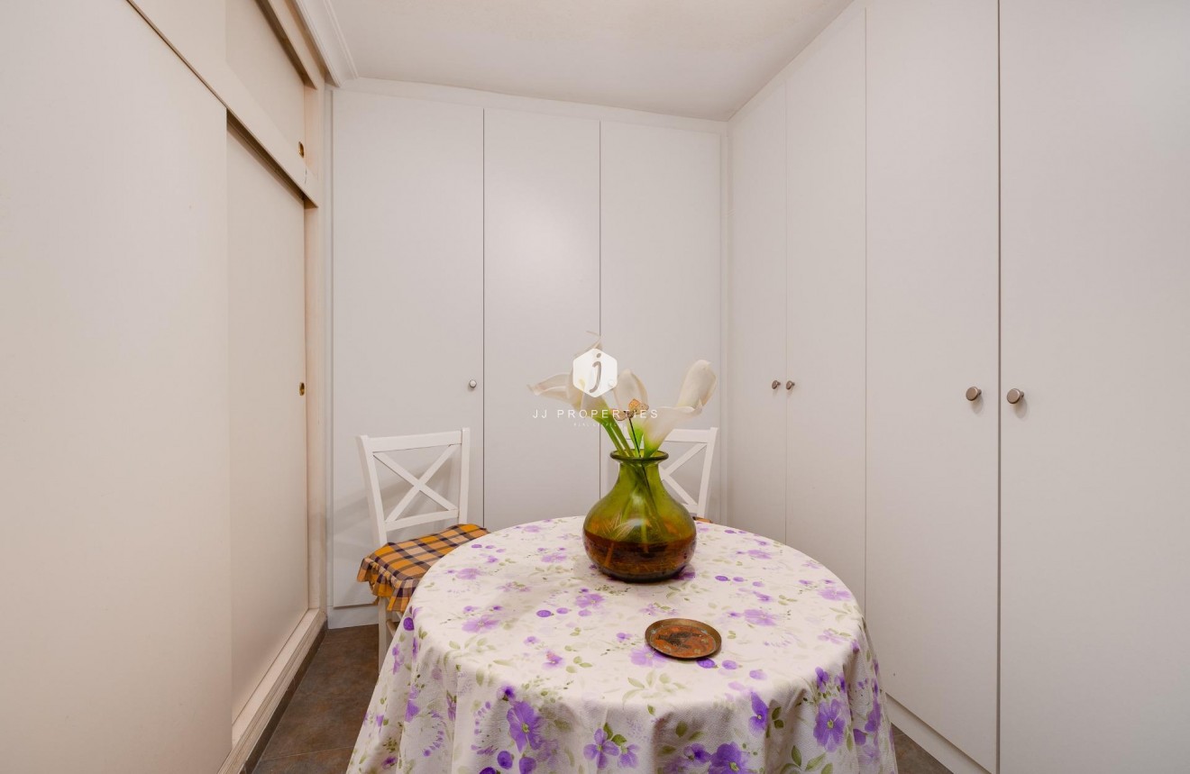 Tweedehands - Villa -
Torrevieja - aguas nuevas