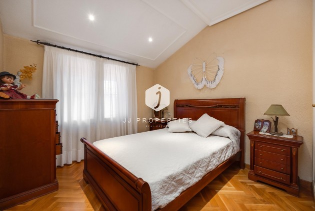 Tweedehands - Villa -
Torrevieja - aguas nuevas