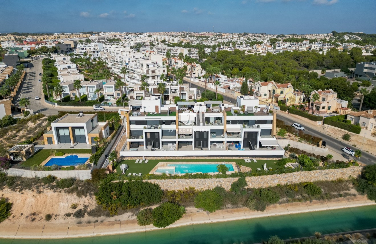 Tweedehands - Penthouse -
Orihuela Costa - Costa Blanca