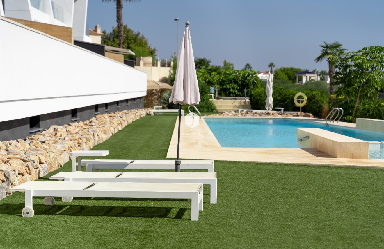 Tweedehands - Penthouse -
Orihuela Costa - Costa Blanca