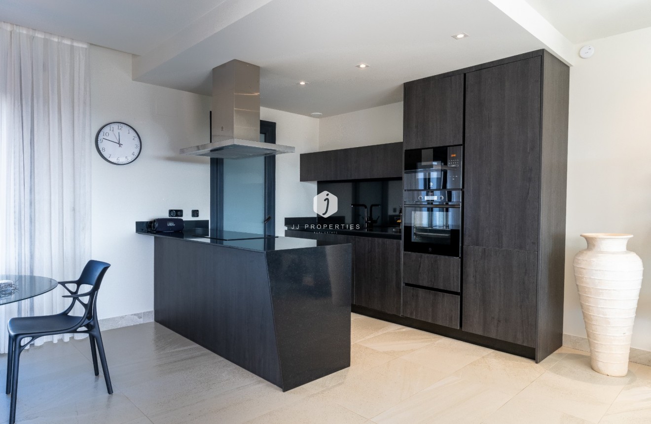 Tweedehands - Penthouse -
Orihuela Costa - Costa Blanca