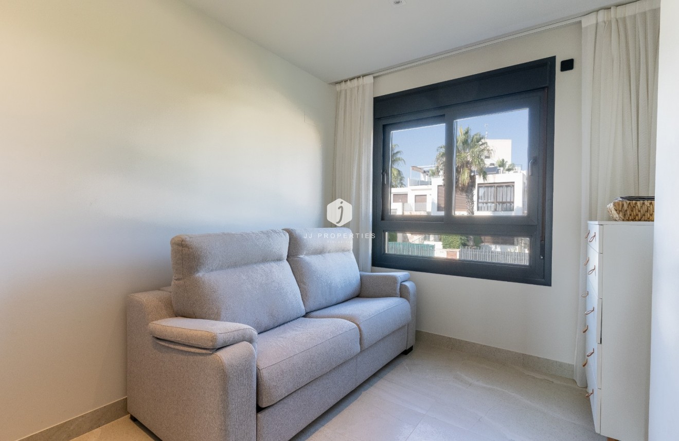 Tweedehands - Penthouse -
Orihuela Costa - Costa Blanca