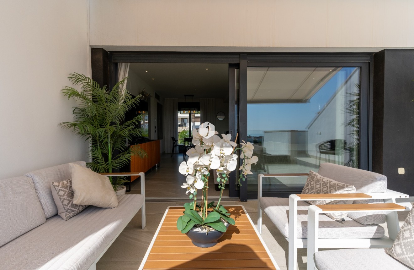 Tweedehands - Penthouse -
Orihuela Costa - Costa Blanca