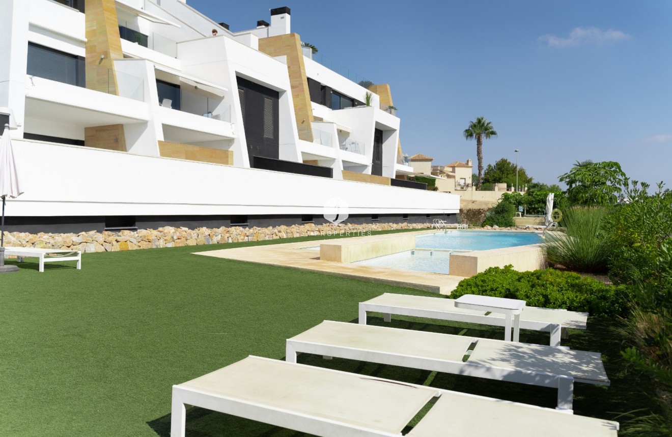 Tweedehands - Penthouse -
Orihuela Costa - Costa Blanca