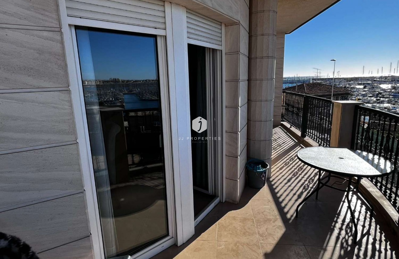 Tweedehands - Appartement / flat -
Torrevieja - Costa Blanca