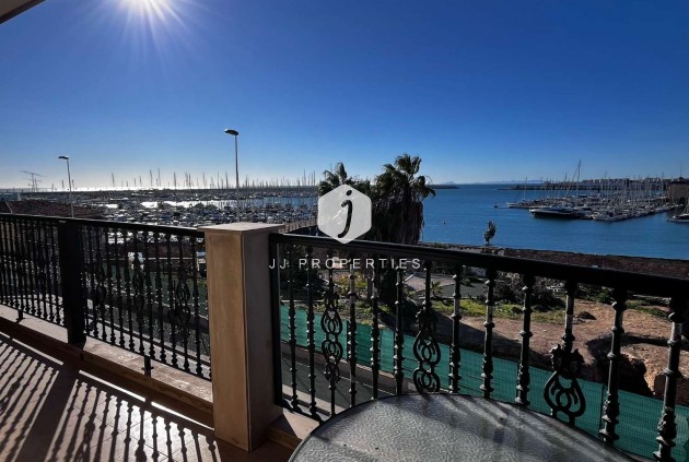 Tweedehands - Appartement / flat -
Torrevieja - Costa Blanca