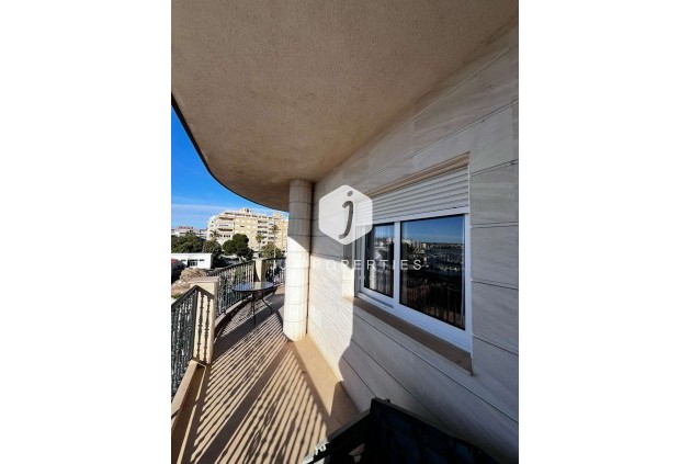 Tweedehands - Appartement / flat -
Torrevieja - Costa Blanca