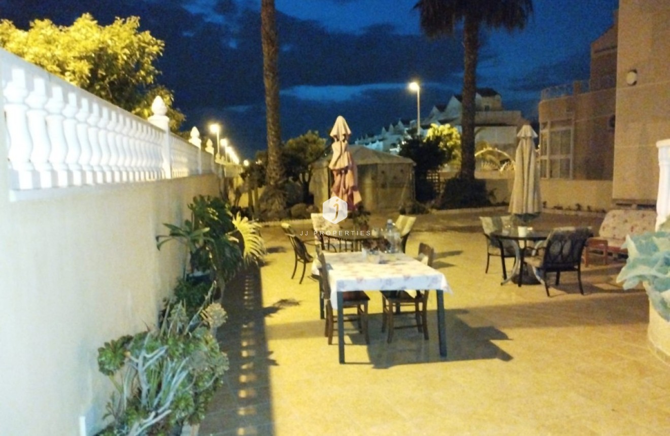 Tweedehands - Villa -
Torrevieja - Costa Blanca