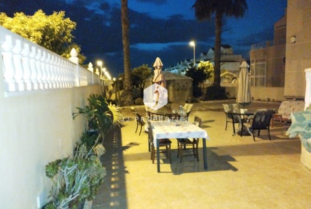 Tweedehands - Villa -
Torrevieja - Costa Blanca