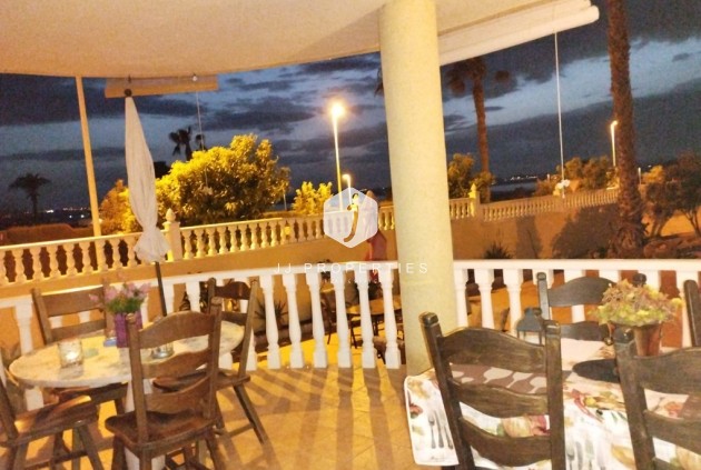 Tweedehands - Villa -
Torrevieja - Costa Blanca