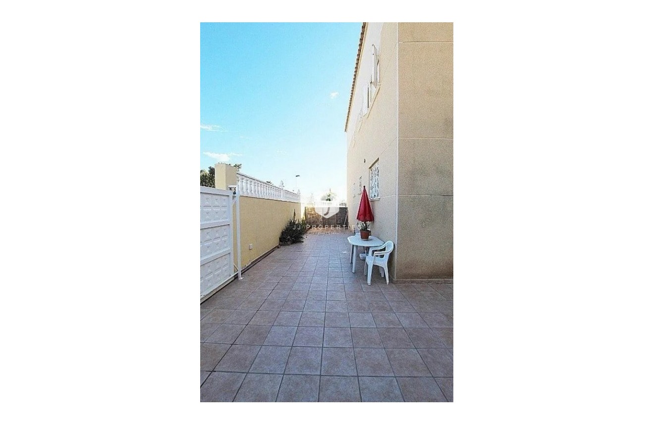 Tweedehands - Villa -
Torrevieja - Costa Blanca