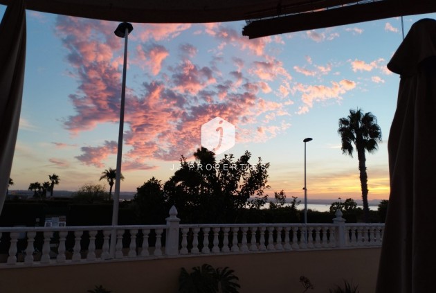 Tweedehands - Villa -
Torrevieja - Costa Blanca