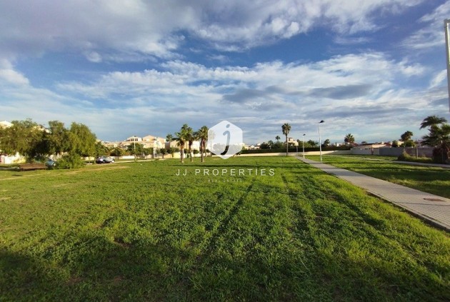 Tweedehands - Villa -
Torrevieja - Costa Blanca