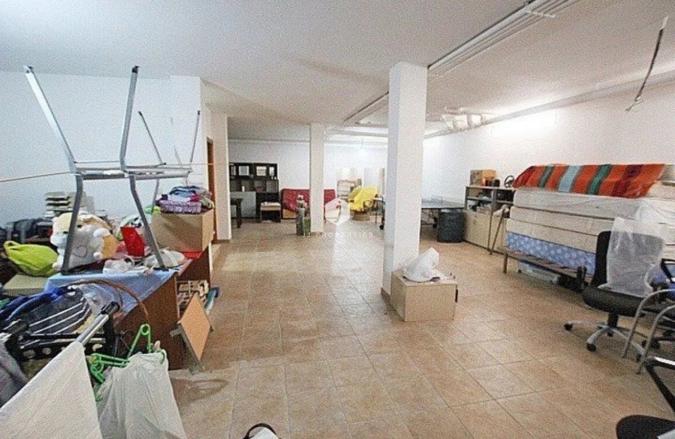 Tweedehands - Villa -
Torrevieja - Costa Blanca