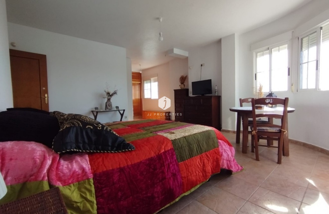 Tweedehands - Villa -
Torrevieja - Costa Blanca