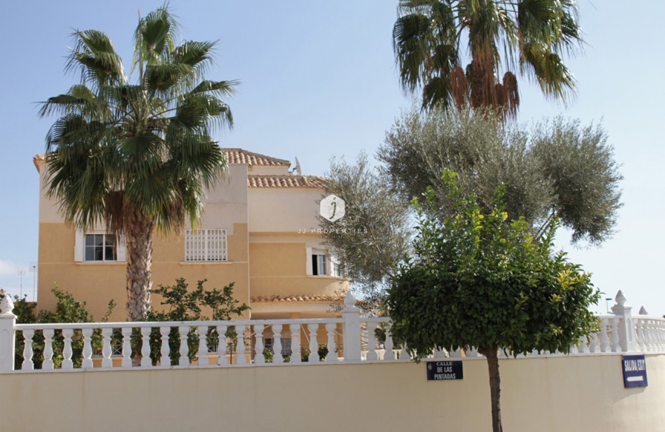 Tweedehands - Villa -
Torrevieja - Costa Blanca