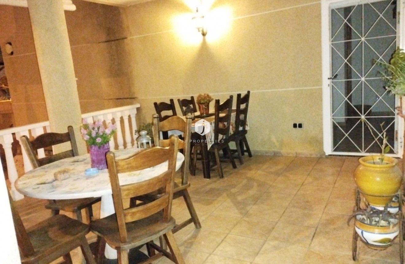 Tweedehands - Villa -
Torrevieja - Costa Blanca