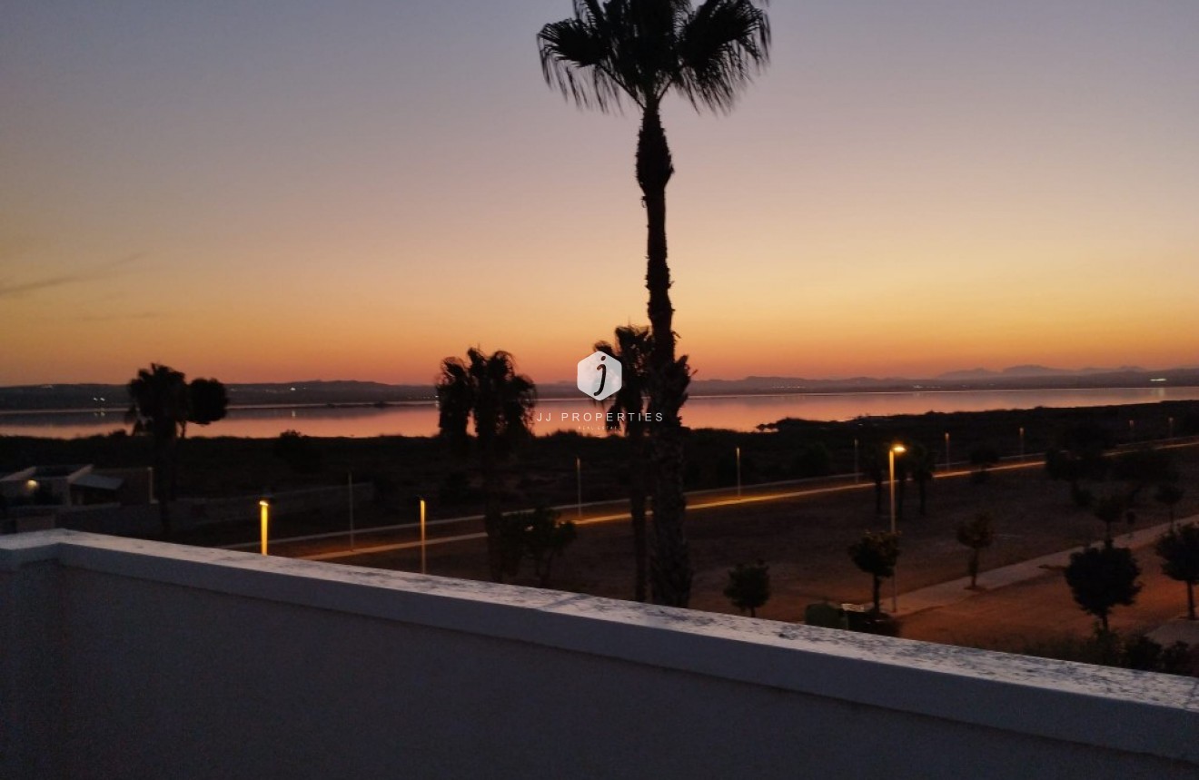 Tweedehands - Villa -
Torrevieja - Costa Blanca