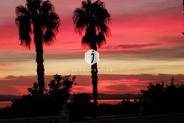 Tweedehands - Villa -
Torrevieja - Costa Blanca