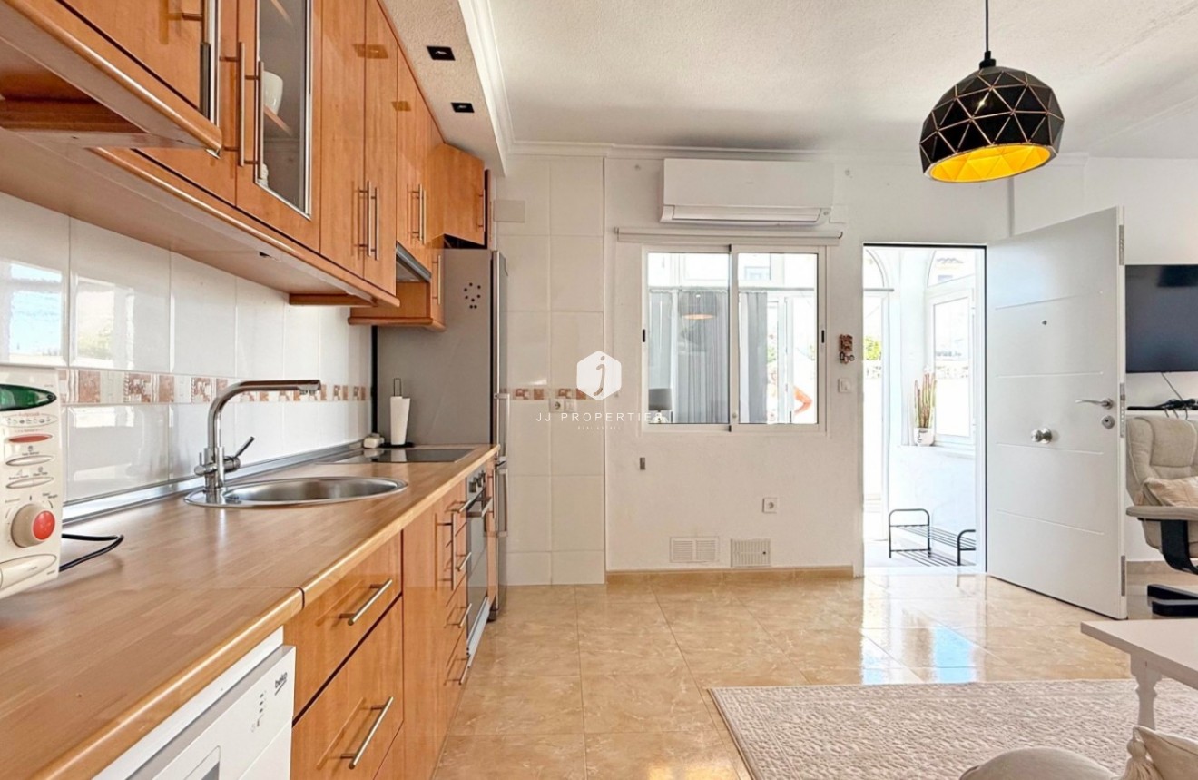 Tweedehands - Bungalow -
Torrevieja - Costa Blanca