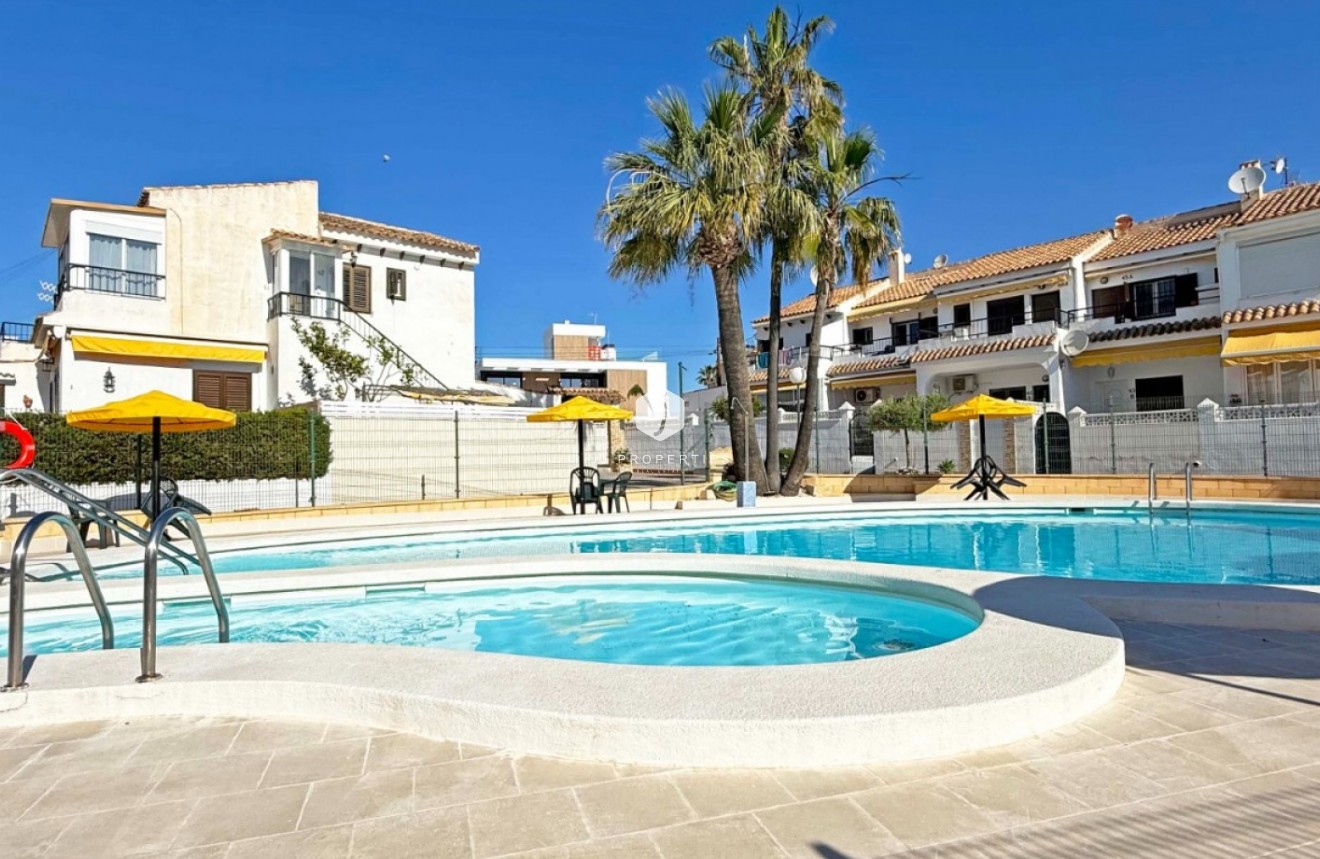 Tweedehands - Bungalow -
Torrevieja - Costa Blanca