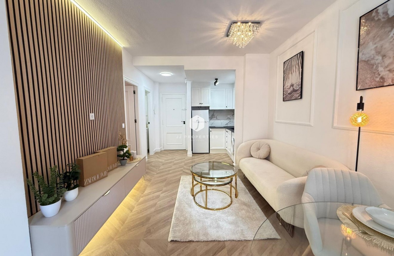 Tweedehands - Appartement / flat -
Torrevieja - PARQUE DE LAS NACIONES