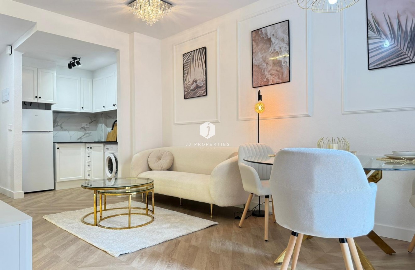 Tweedehands - Appartement / flat -
Torrevieja - PARQUE DE LAS NACIONES