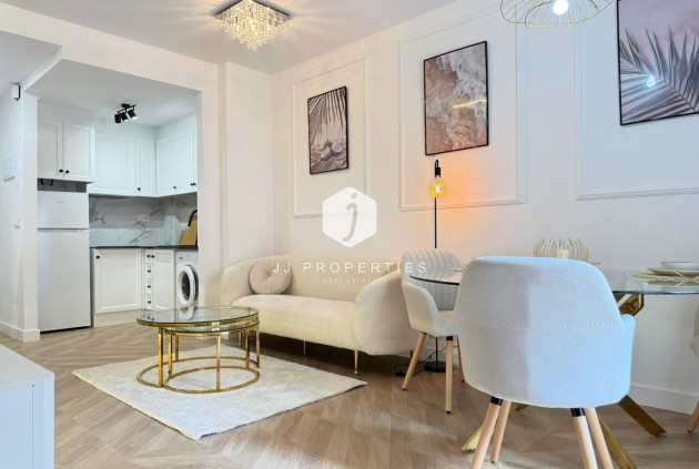 Tweedehands - Appartement / flat -
Torrevieja - PARQUE DE LAS NACIONES