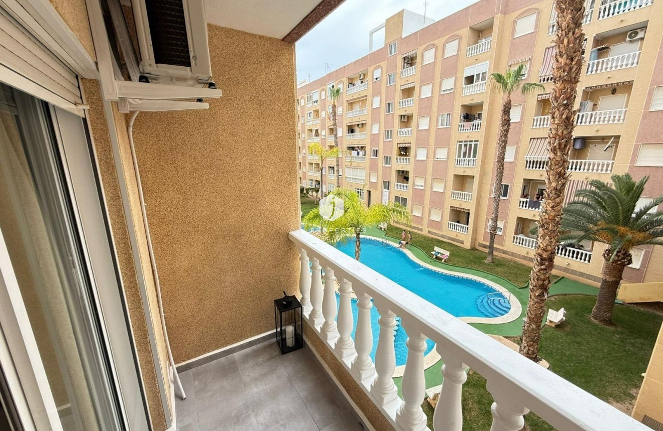 Tweedehands - Appartement / flat -
Torrevieja - PARQUE DE LAS NACIONES