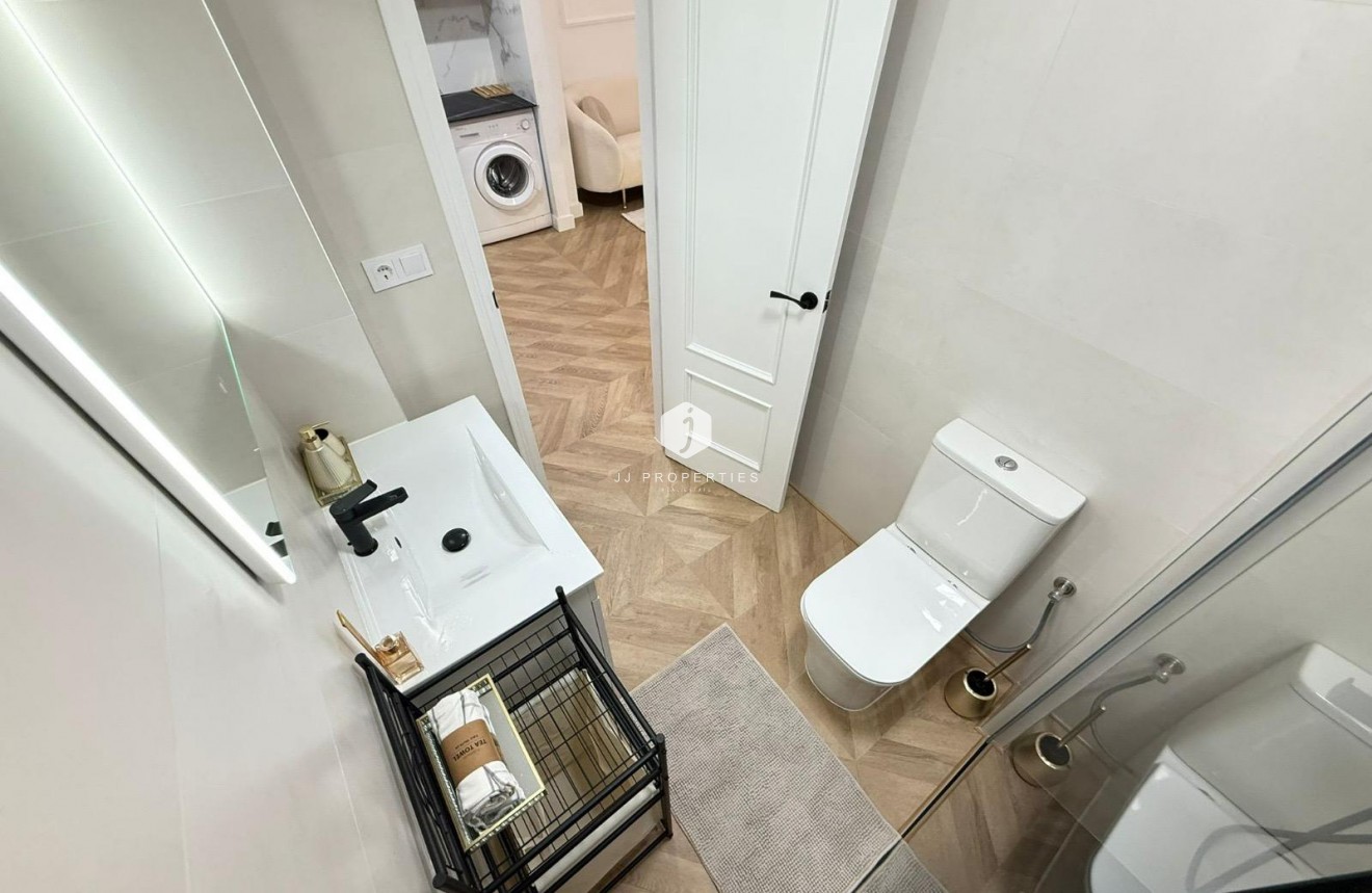 Tweedehands - Appartement / flat -
Torrevieja - PARQUE DE LAS NACIONES