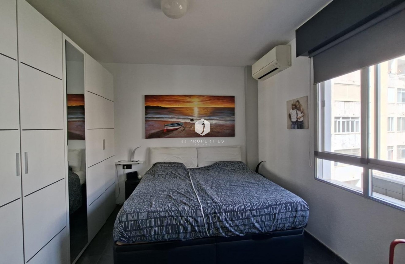 Tweedehands - Appartement / flat -
Torrevieja - Acequion