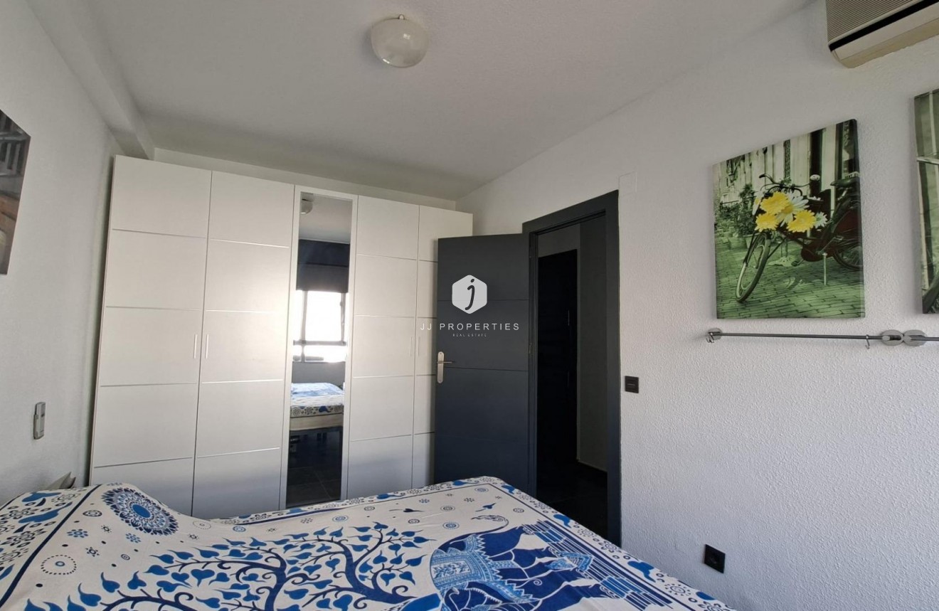 Tweedehands - Appartement / flat -
Torrevieja - Acequion