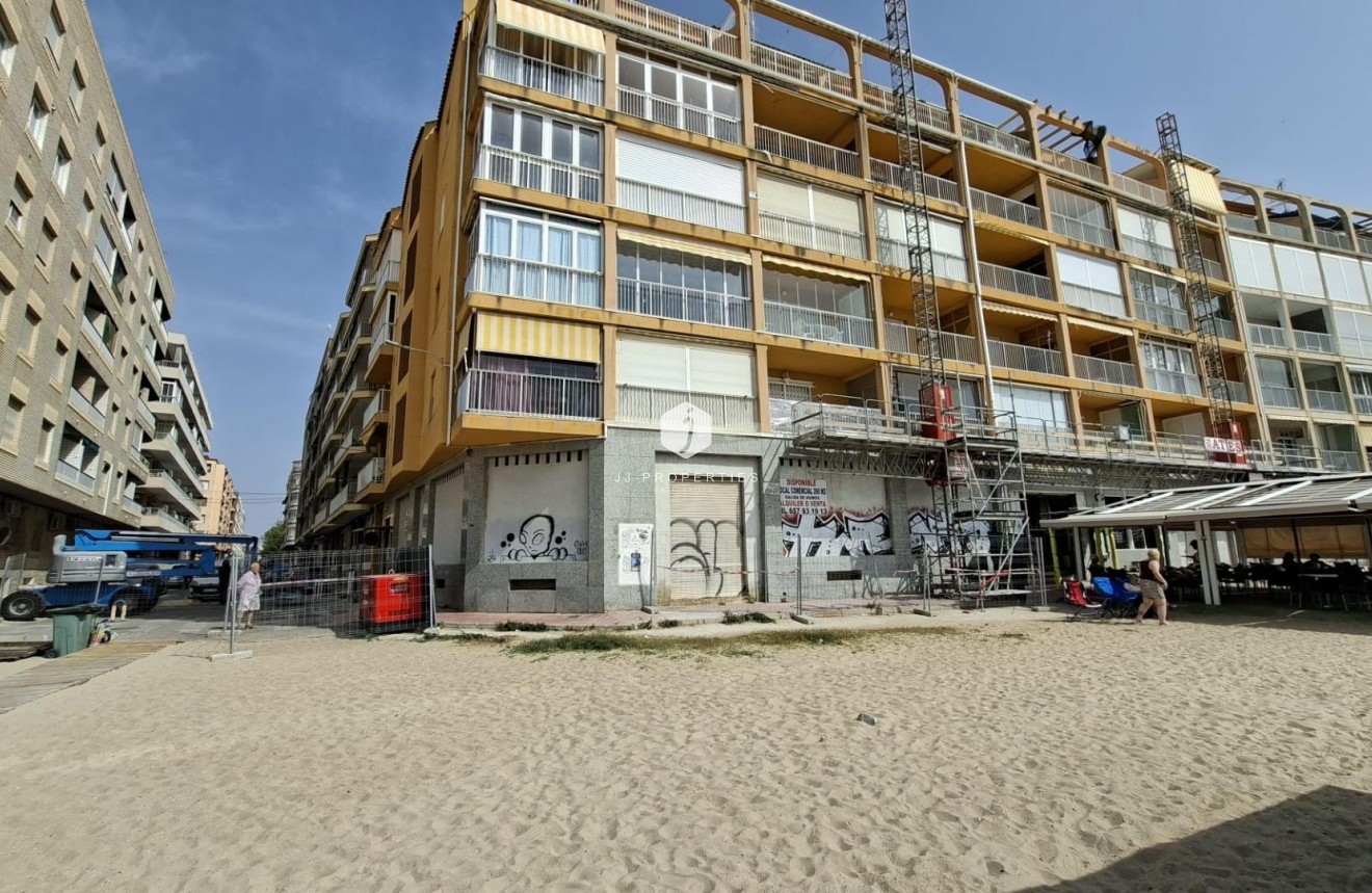 Tweedehands - Appartement / flat -
Torrevieja - Acequion