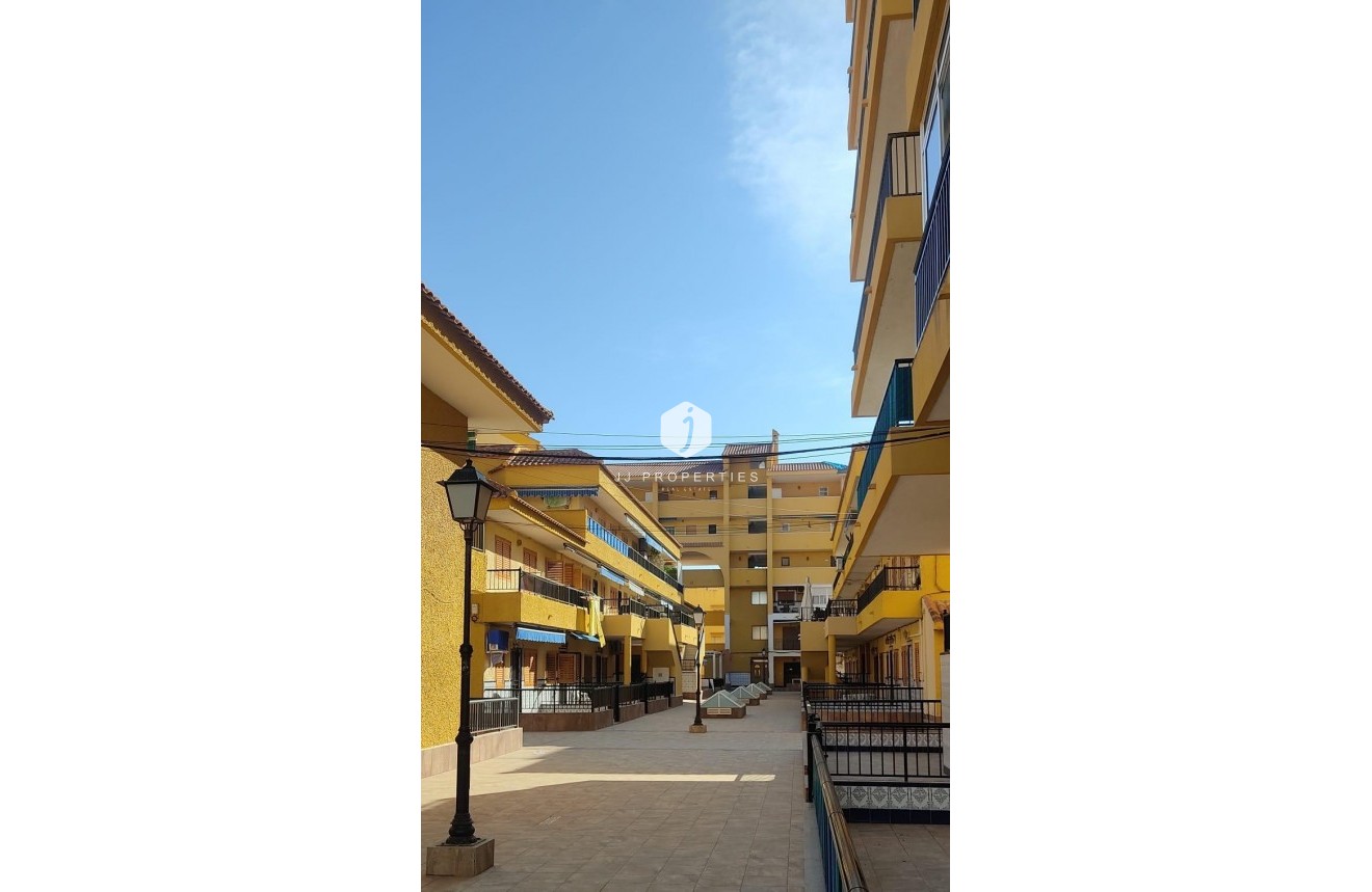 Tweedehands - Chalet -
Torrevieja - Los Europeos