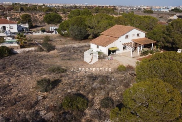 Tweedehands - Villa -
Orihuela Costa - Costa Blanca