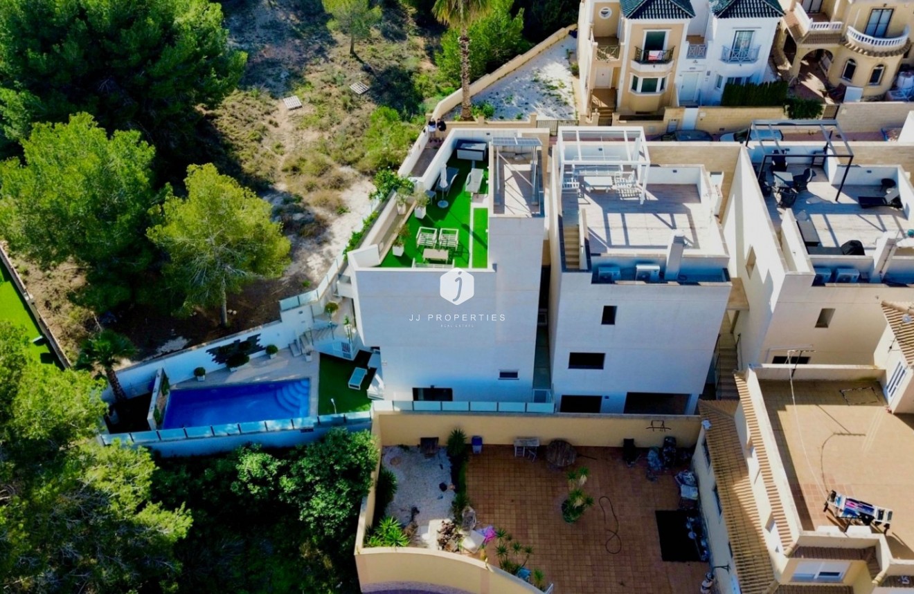 Tweedehands - Villa -
Orihuela Costa - Costa Blanca