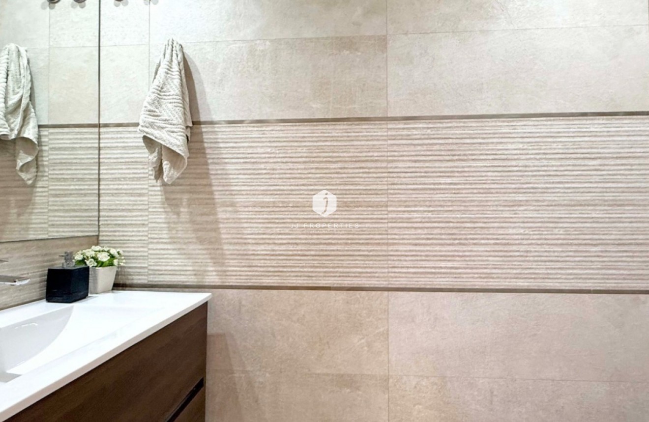 Tweedehands - Villa -
Orihuela Costa - Costa Blanca