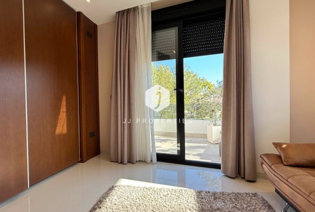 Tweedehands - Villa -
Orihuela Costa - Costa Blanca