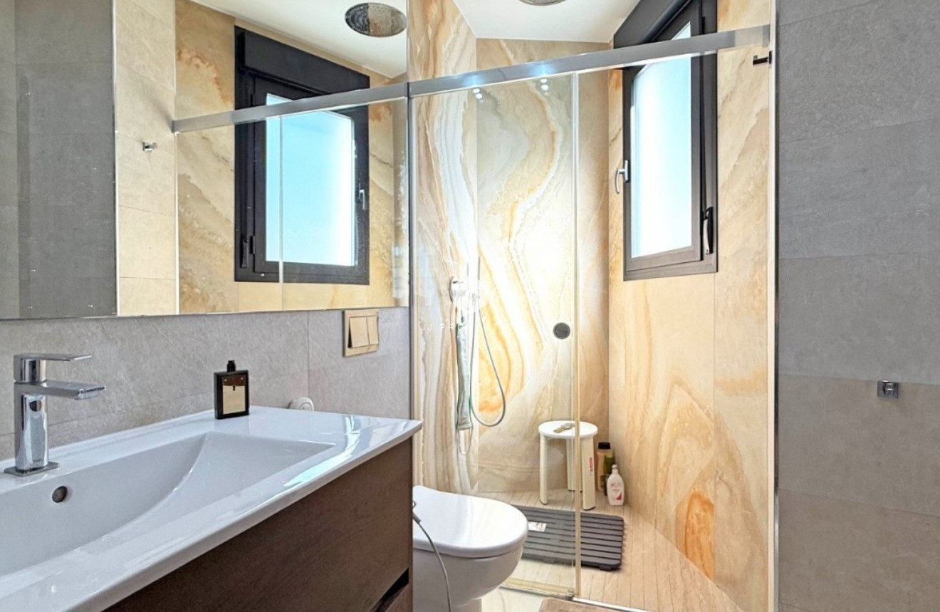 Tweedehands - Villa -
Orihuela Costa - Costa Blanca